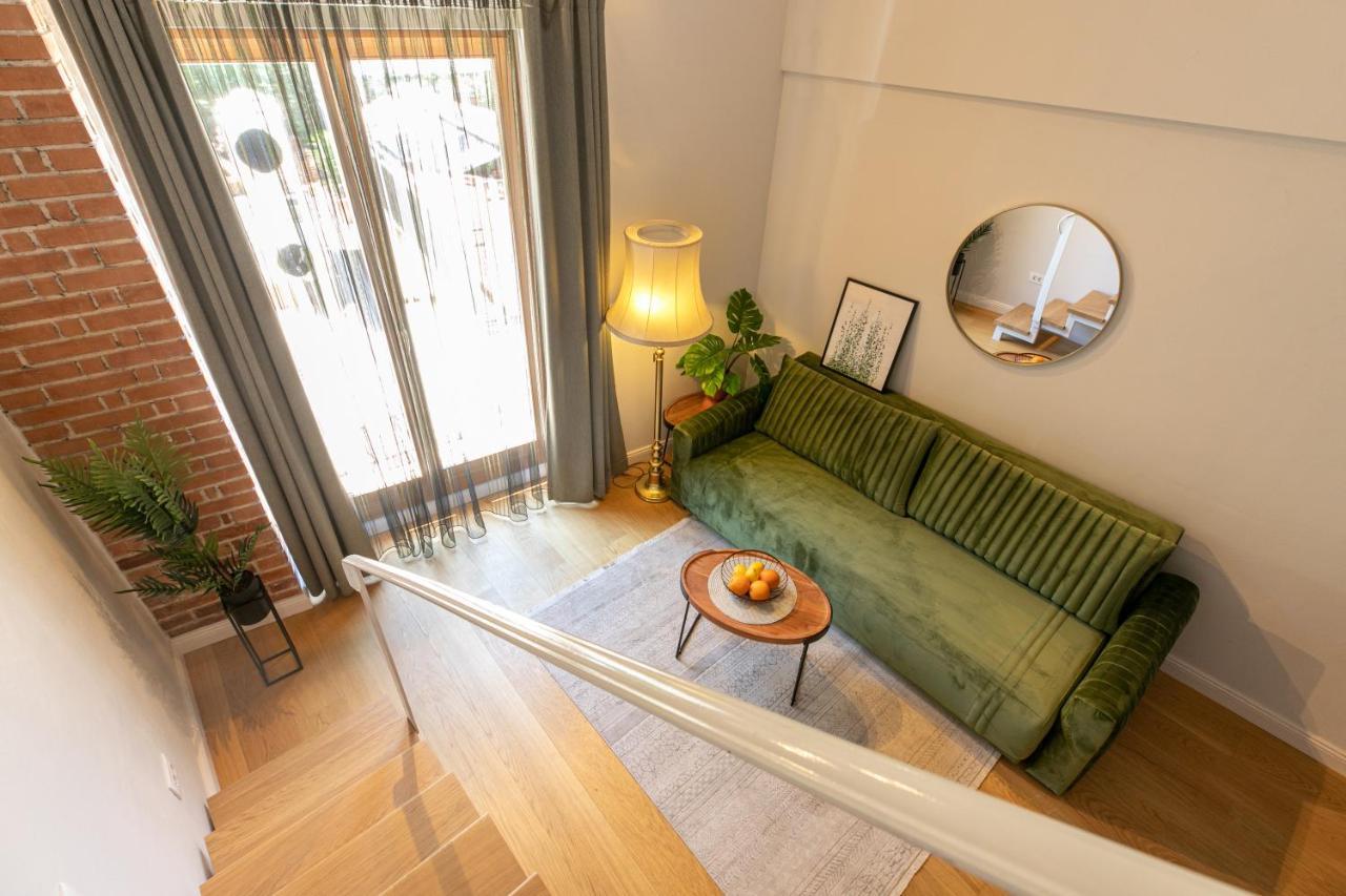 Jupiter Center Apartments Pula Bagian luar foto