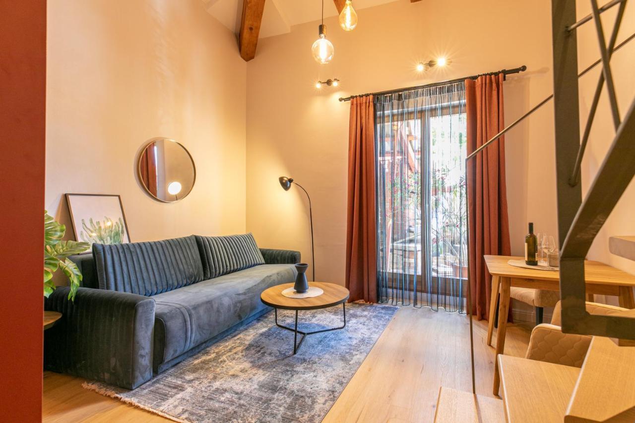 Jupiter Center Apartments Pula Bagian luar foto